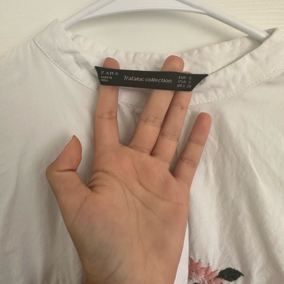 Zara floral appliqué blouse - Picture 4 of 5